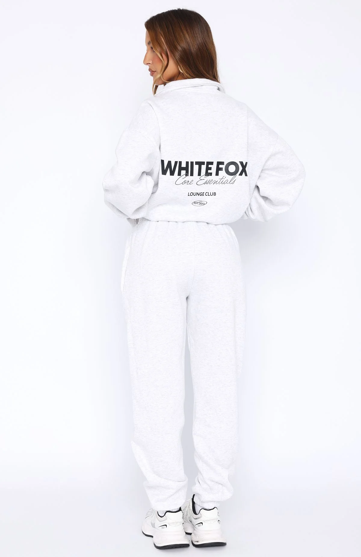 Core Essentials Sweatpants Grey Marle - Image 4
